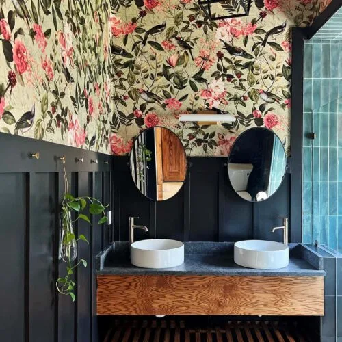 bathroom-sink-min